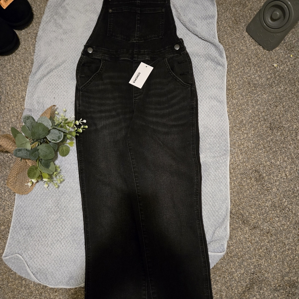 Classic Black Women's Denim Overalls - Picture 2 of 8